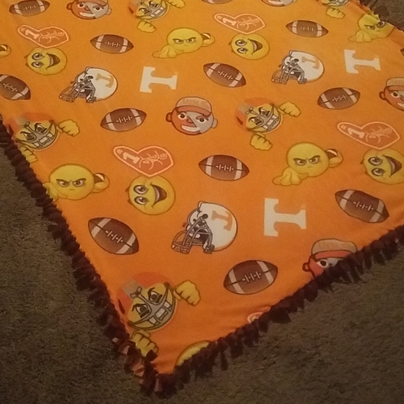 Christmas gift New Tennessee volt's blanket - Picture 4 of 9